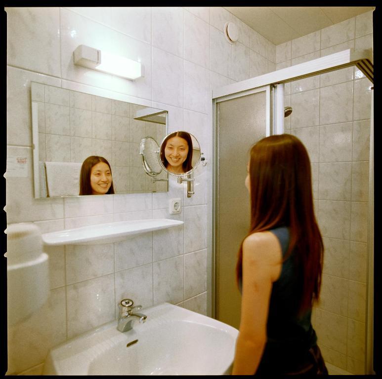 Pension Kristall ブラームベルク・アム・ヴィルトコーゲル 部屋 写真